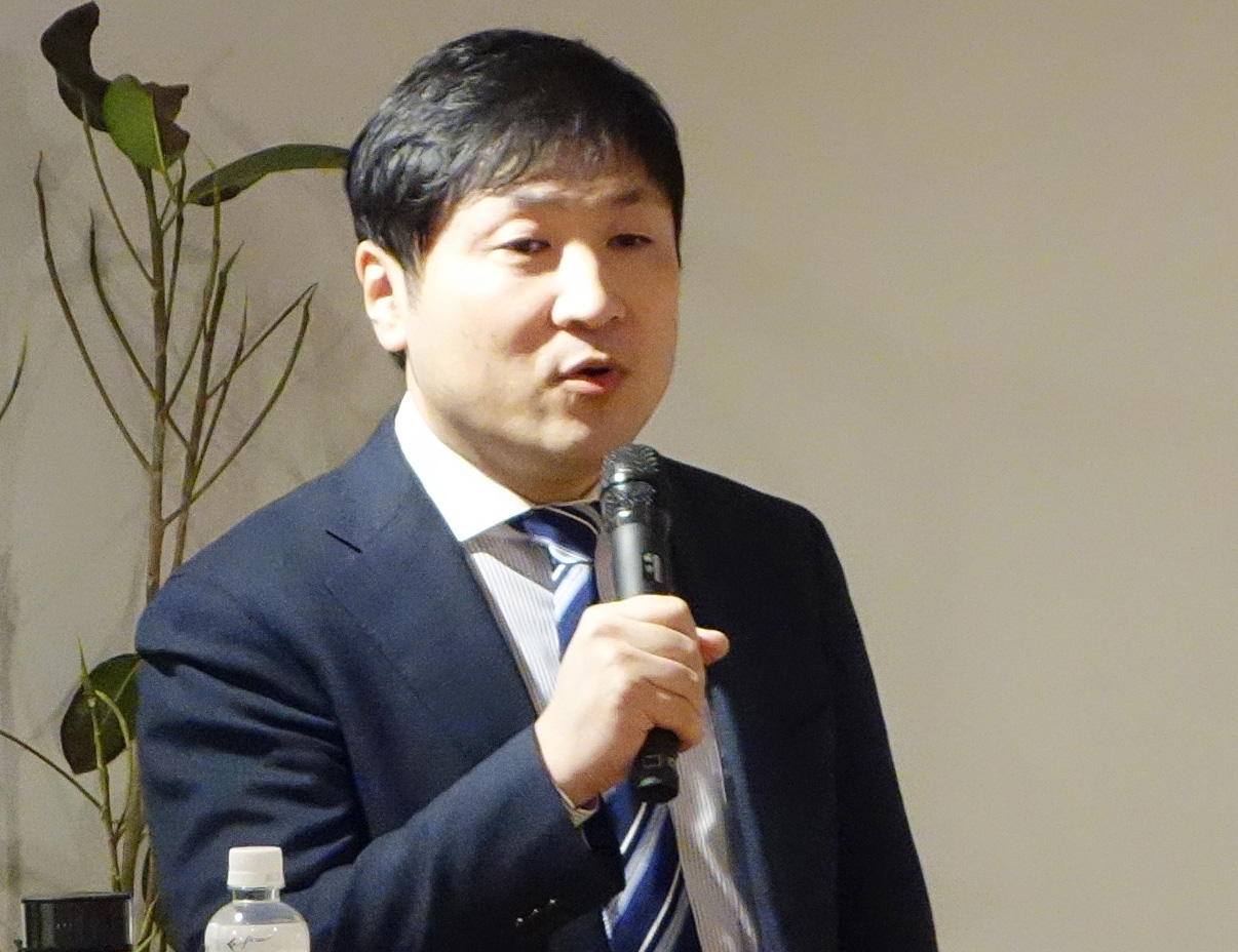 曽和 利光氏