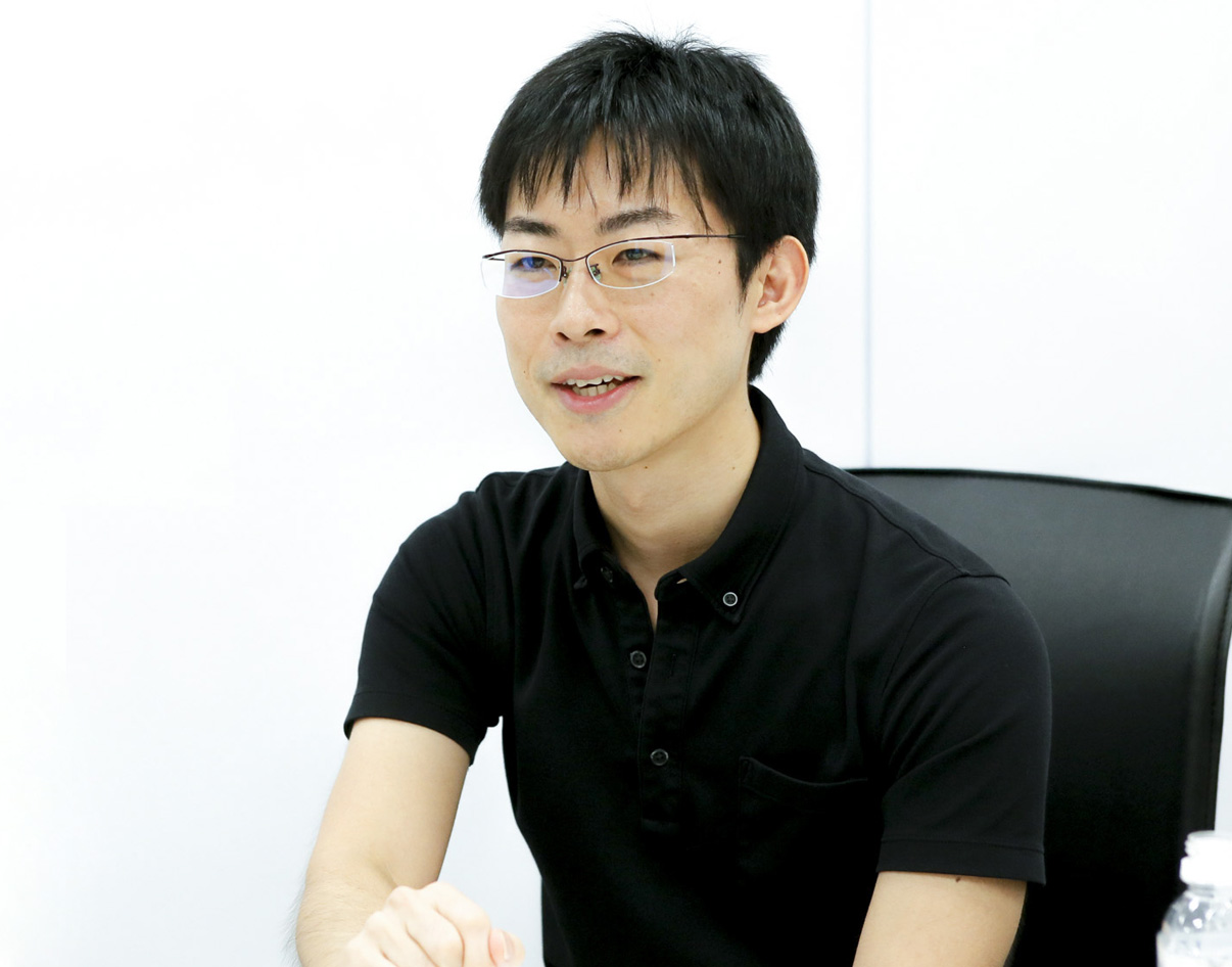 小堤 音彦氏