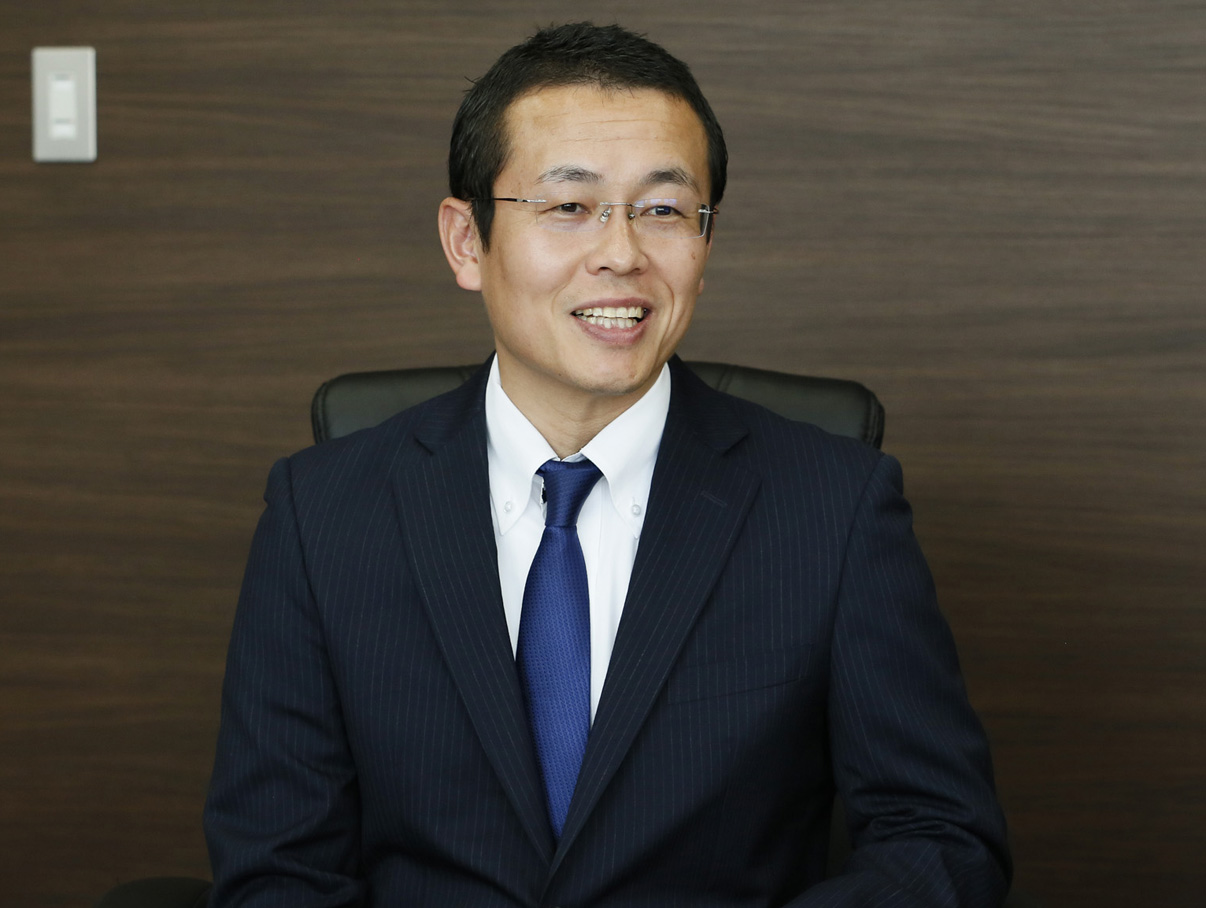株式会社経営承継支援 コンサルティング部マネージャー 岡﨑 敬氏