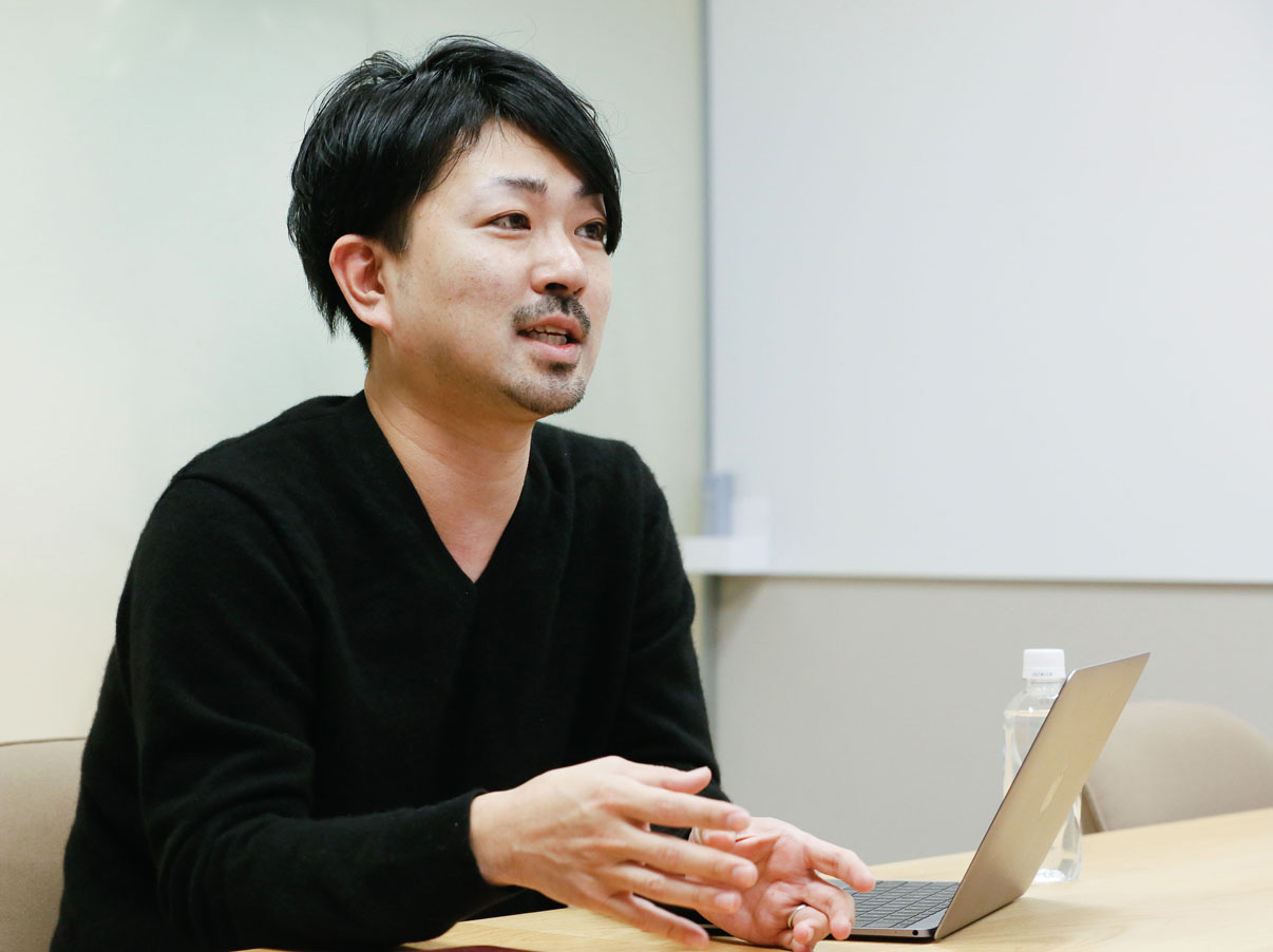 小出 幸典氏