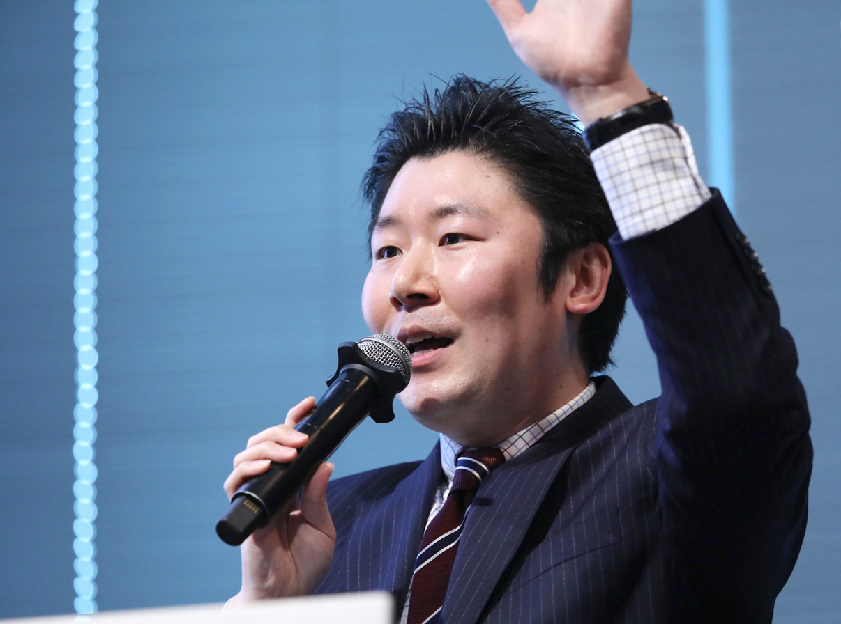 小林 将敏氏